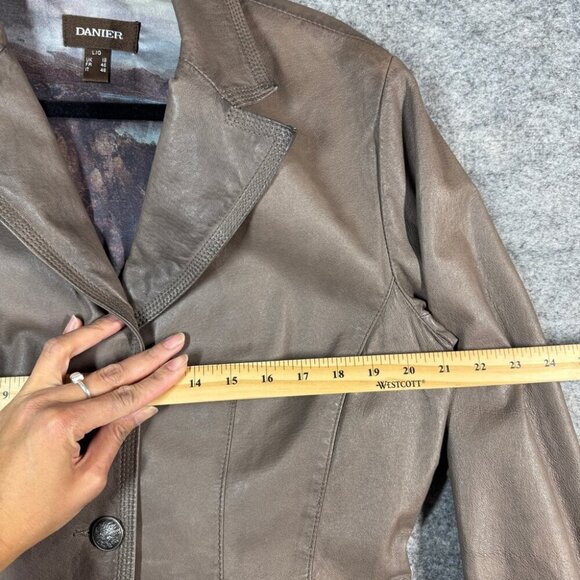 DANIER Women's Tan Leather Jacket - Picture 8 of 14
